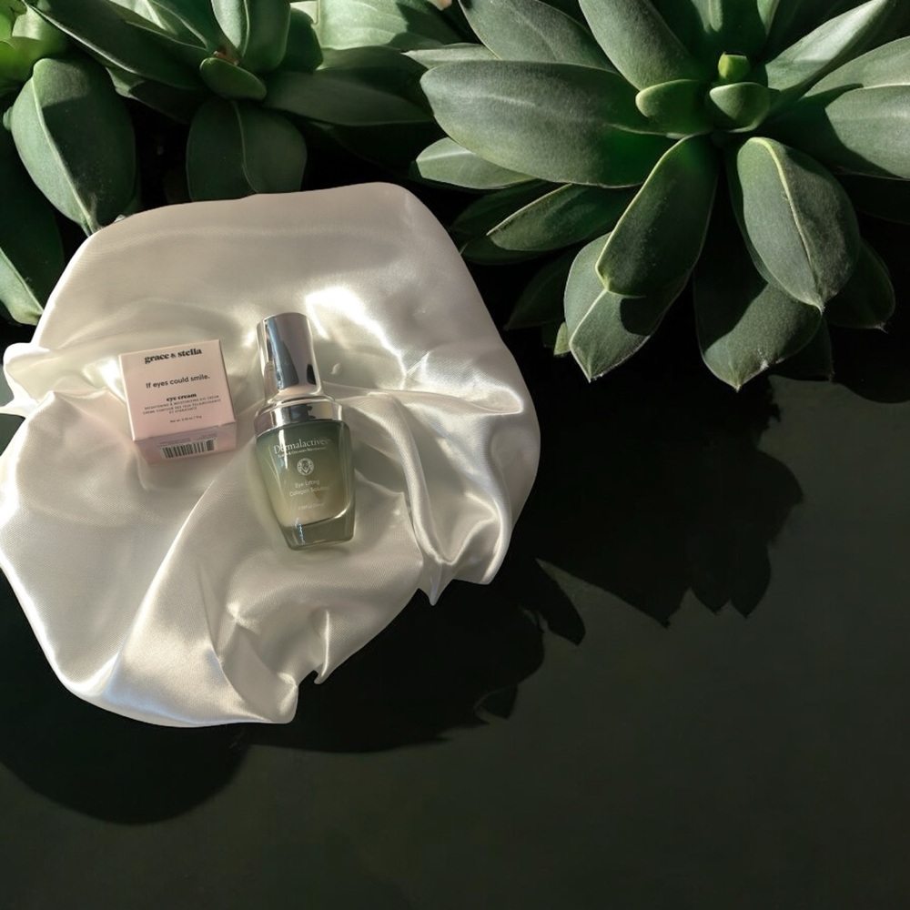 Green & White Revitalizing Face Serum